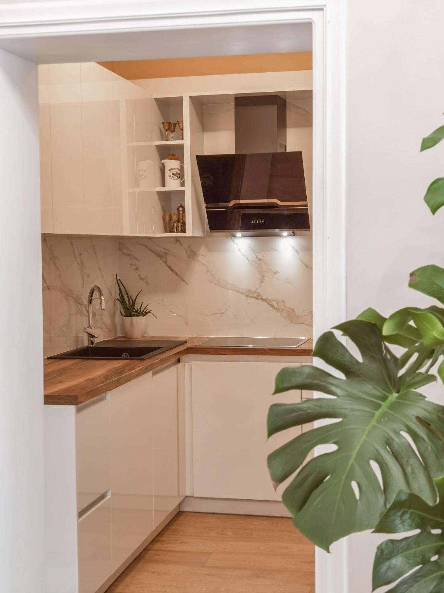 Joni & Joy Center Apartment Берат Екстер'єр фото
